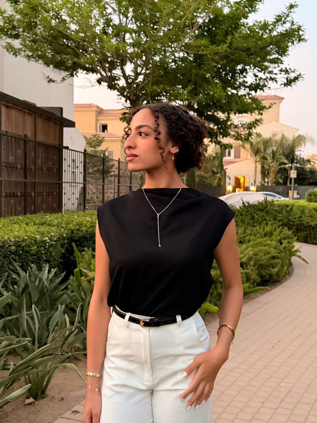 LUZA'S BLACK TOP